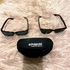 2 pairs Mens aviator Sunglasses 1 case. 🕶🕶